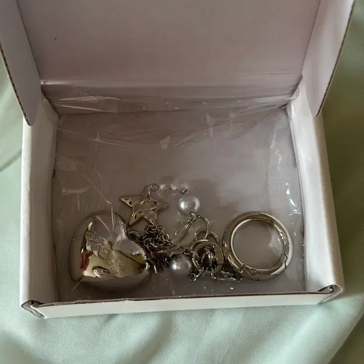 [BUNJANG] NCT WISH Sion Heart Pendant Keyring Steady MD / 엔시티위시 시온 하트팬던트 키링 steady md 스테디 엠디