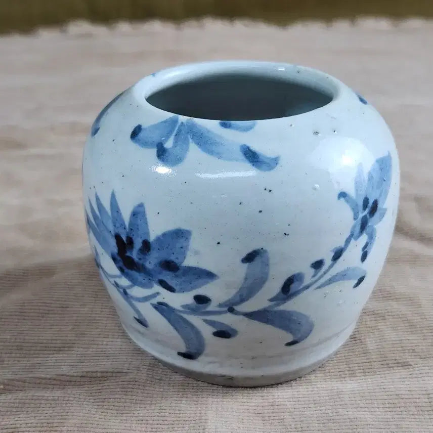 [BUNJANG] Korean Blue-and-White Porcelain "San-juk" Bamboo and Lotus Flower Motif Brush Washer / 한국청화백자 산죽 파련문양 필세