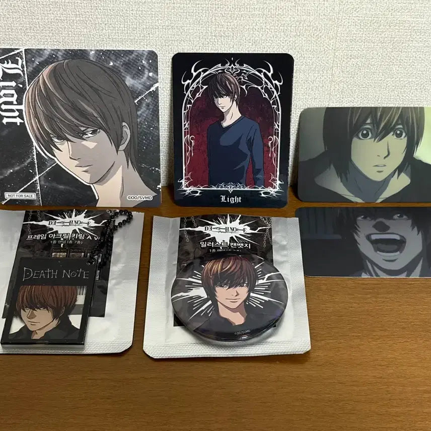 [BUNJANG] Death Note Light Yagami Tunique Collaboration Frame Acrylic Keyring, Illustration Can Badge, Special Card &amp; Coaster Set / 데스노트 야가미 라이토 투니크 굿즈 일괄 프레임 아크릴 키링 일러스트 캔뱃지 특전 카드 코스터 세트