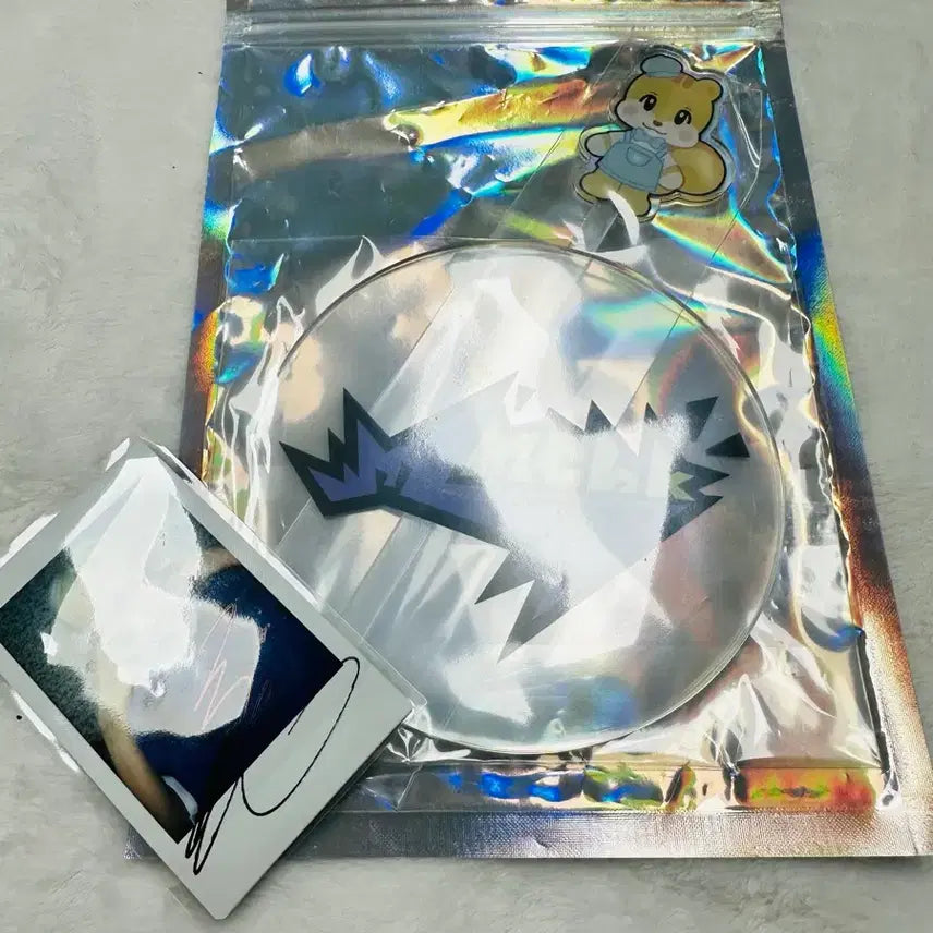 [BUNJANG] NEXZ Huey Lucky Draw Signed Polaroids Bundle Set / NEXZ 넥스지 휴이 미공개 당첨 사인 폴라 카페이벤트 특전 일괄