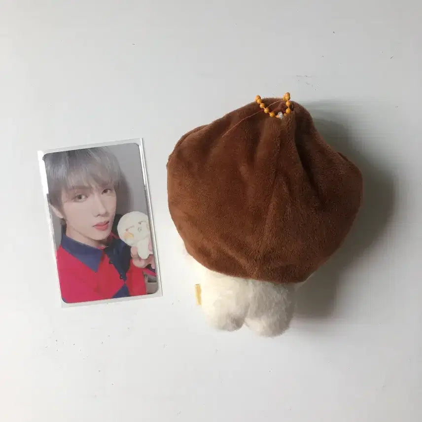 [BUNJANG] NCT Jisung "Heungchitbang" Hat and Photocard Set / 엔시티 지성 흥칫빵