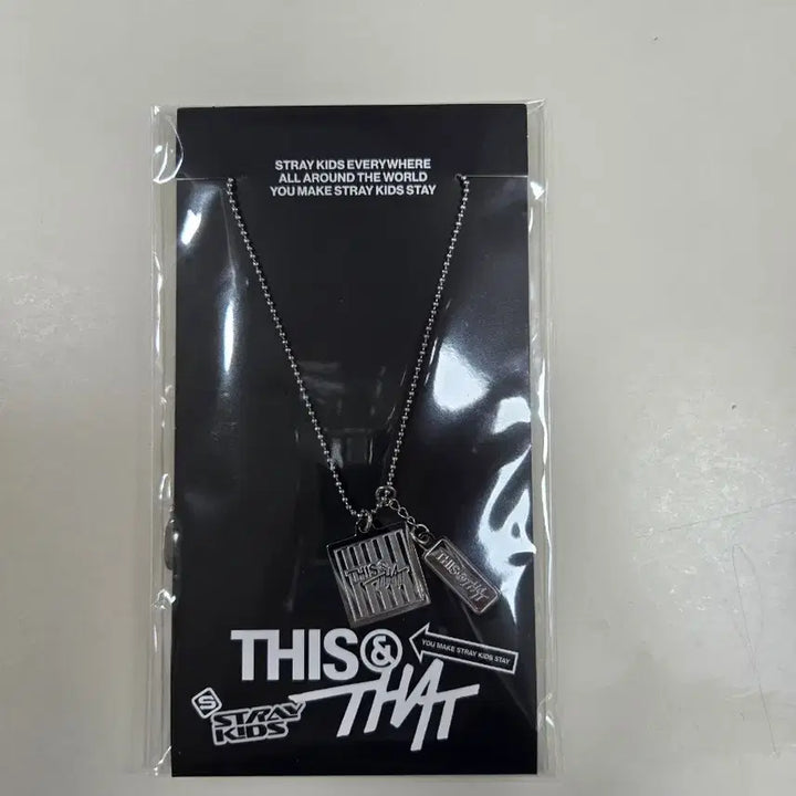 [BUNJANG] Stray Kids THIS&amp;THAT Goods Set / 스트레이키즈 THIS&amp;THAT 굿즈 세트