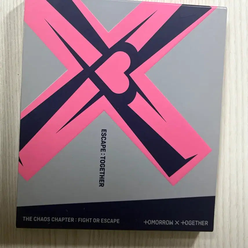 [BUNJANG] TXT (TOMORROW X TOGETHER) Chaos Chapter: Fight or Escape Album / (포카 포함)투모로우바이투게더 앨범 혼돈의 장:FIGHT OR ESCAPE