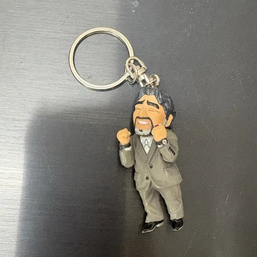 [BUNJANG] Diego Maradona Figure Keychain Classic Toy Gacha / 디에고 마라도나 피규어 키홀더 키링 고전완구 가챠