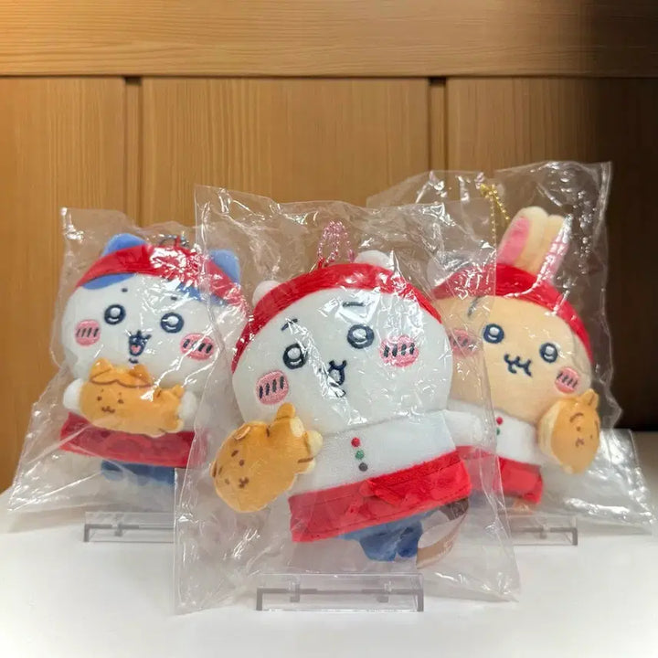 [BUNJANG] Chiikawa "Yaki" Clerk Mascot (Chee, Hachi, Usagi) / 치이카와 야끼 점원 마스코트 (치이, 하치, 우사기)