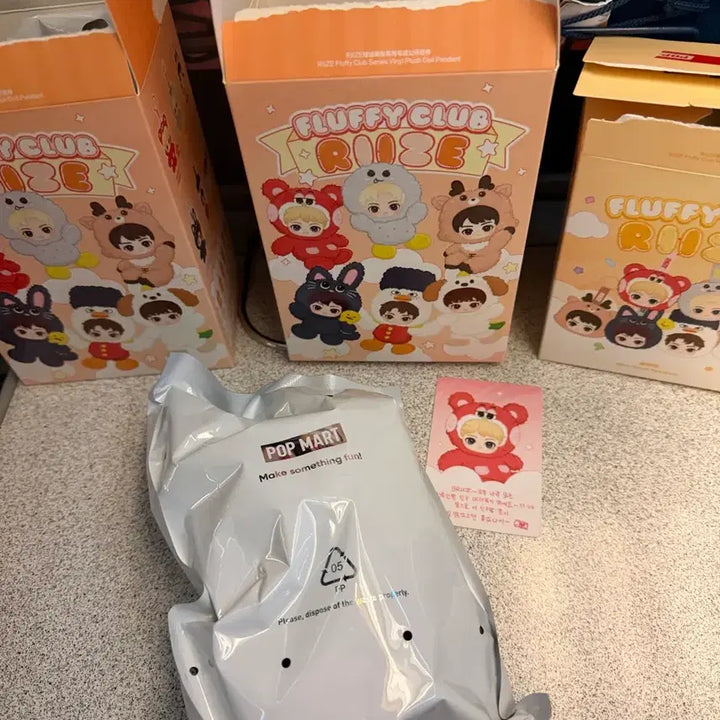[BUNJANG] Popmart RIIZE Fluffy Club Series Plush Keychain (Shotaro) / 팝마트 라이즈 플러피 클럽 시리즈 인형 키링(쇼타로)