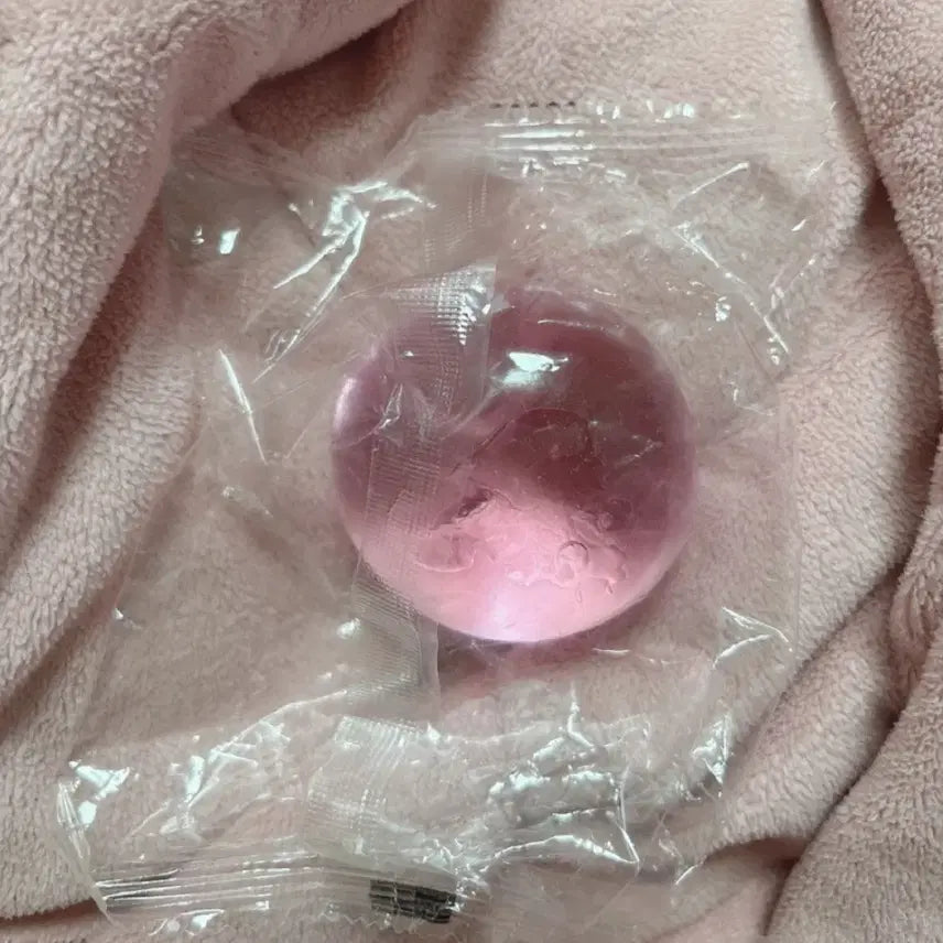 [BUNJANG] Baby Pink Coconut Oil Squishy Toy (New, Sealed) / 베이비핑크 코코넛오일 말랑이(새제품 미개봉)