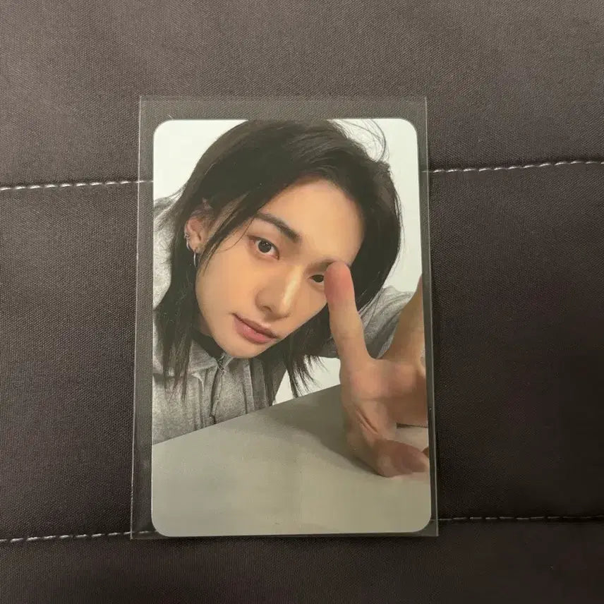 [BUNJANG] Stray Kids SKZ THIS DOES THAT Popup MD Hyunjin Photocard / 스트레이키즈 스키즈 디스앤댓 팝업 엠디 3만원 포카 현진