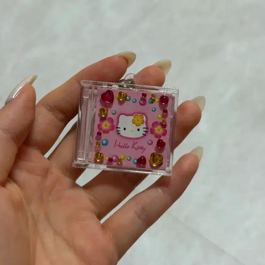 [BUNJANG] Sanrio Hello Kitty CD Keychain Gacha / 산리오 키티 cd 키링 가챠