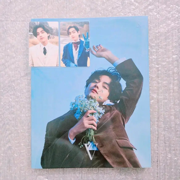 [BUNJANG] BTS Taehyung Veautiful Days Concept Photobook with Official Random Photocards / 방탄소년단 BTS 태형 Veautiful Days 컨셉 포토북