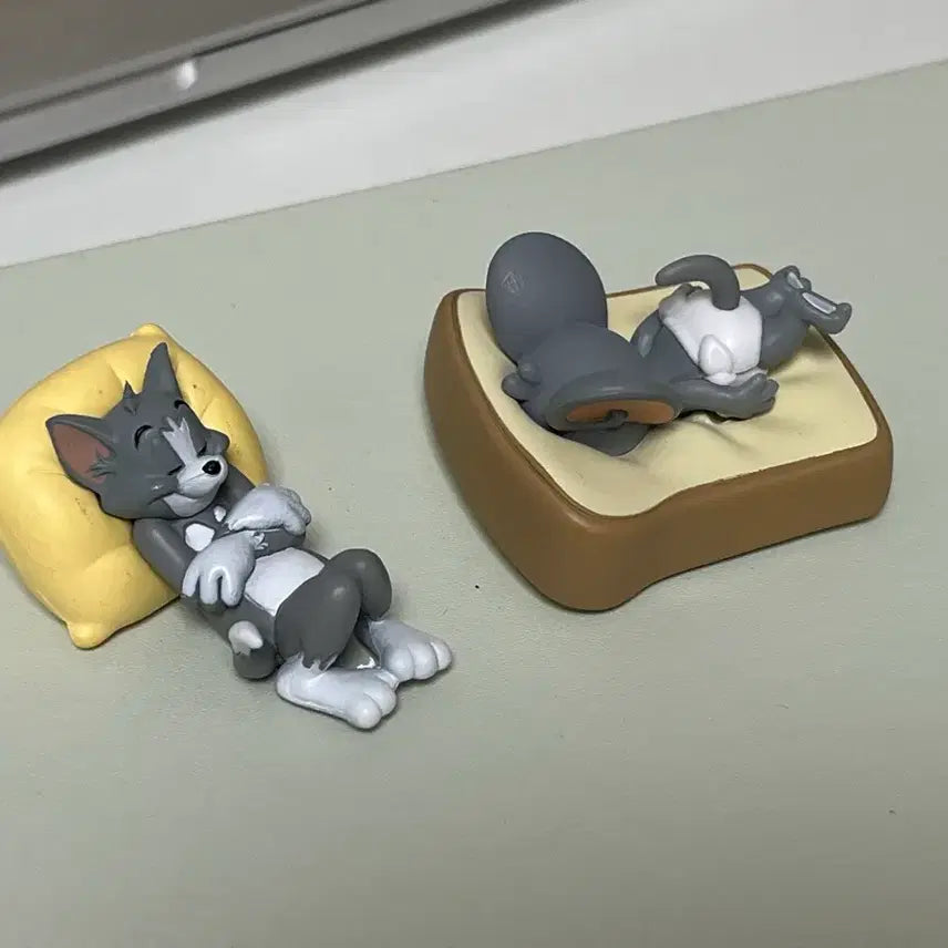 [BUNJANG] Tom and Jerry Gachapon Figure Set / 톰과터피 가챠 피규어 세트
