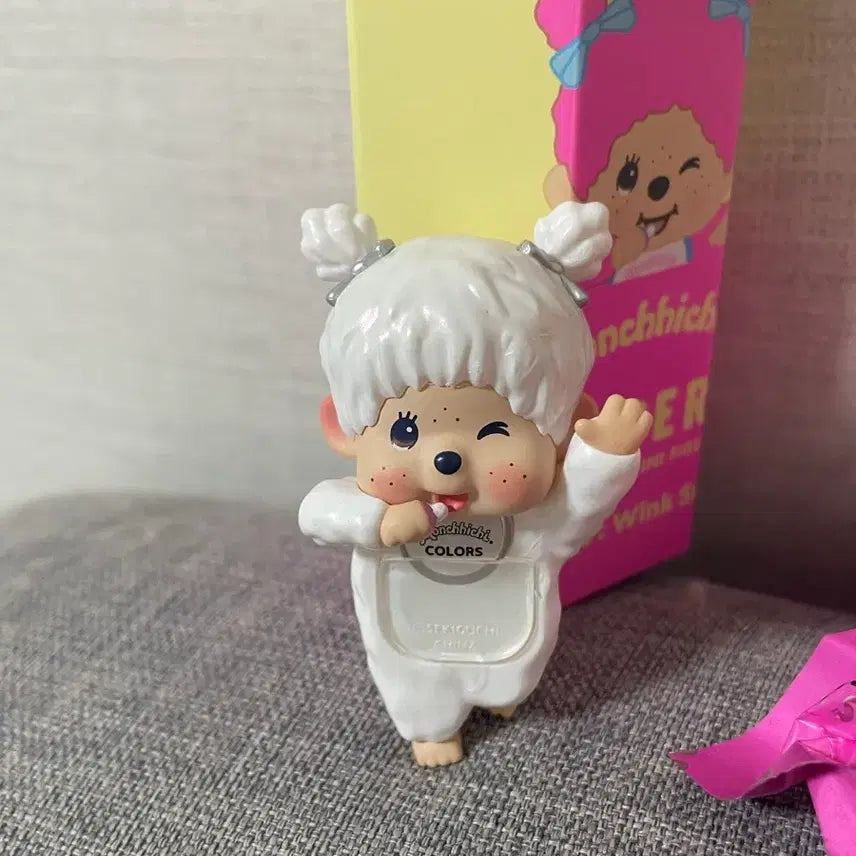 [BUNJANG] Monchhichi Hipper Colors Wink Secret Pearl White / 몬치치 히퍼 컬러즈 윙크 시크릿 펄화이트