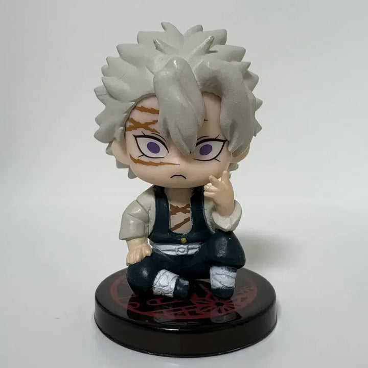 [BUNJANG] Demon Slayer Sanemi Shinazugawa Suwarasetae Gacha Figure / 귀멸의칼날 스와라세타이 사네미 가챠 피규어