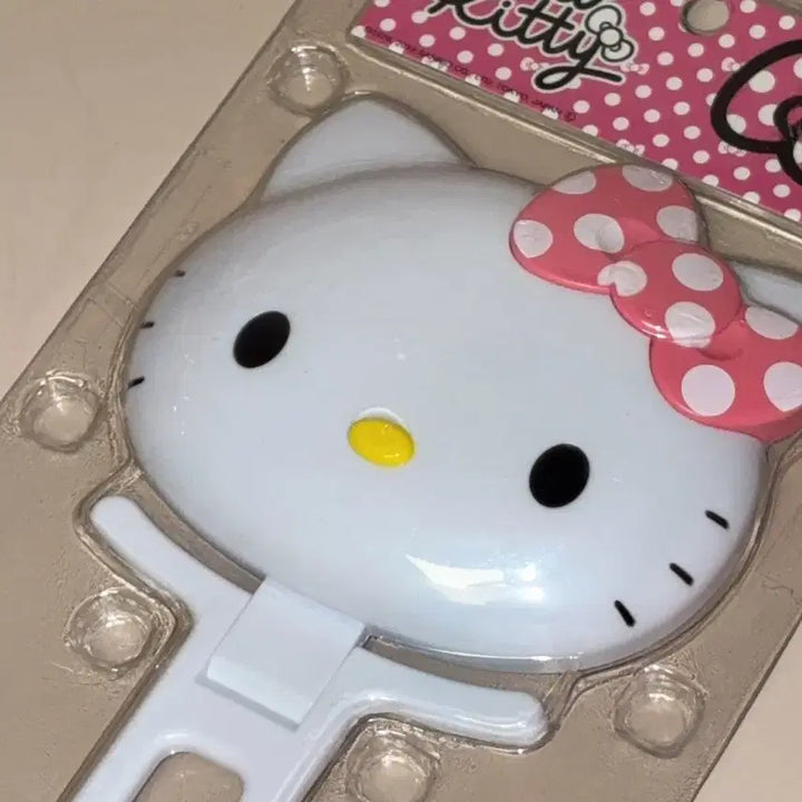 [BUNJANG] Classic Hello Kitty Face Hand Mirror / 고전 헬로키티 얼굴 모양의 핸드 미러