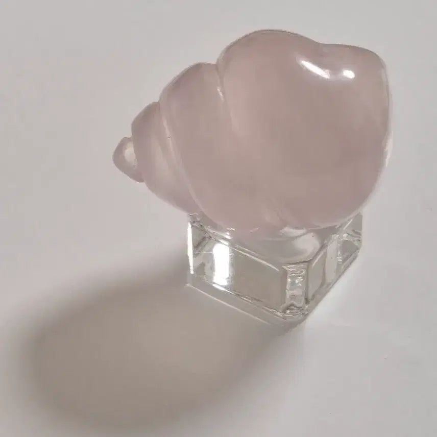 [BUNJANG] Natural Rose Quartz Shell Carving Interior Object / 천연 로즈쿼츠 원석 소라 카빙 조개 장미수정 인테리어 오브제 소품