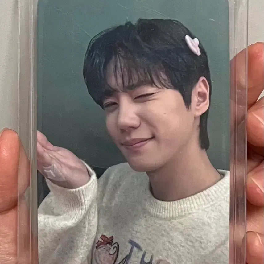 [BUNJANG] Lee Junyoung Fromm Angel Pin Photocard / 이준영 프롬 엔젤핀 포토카드 양도