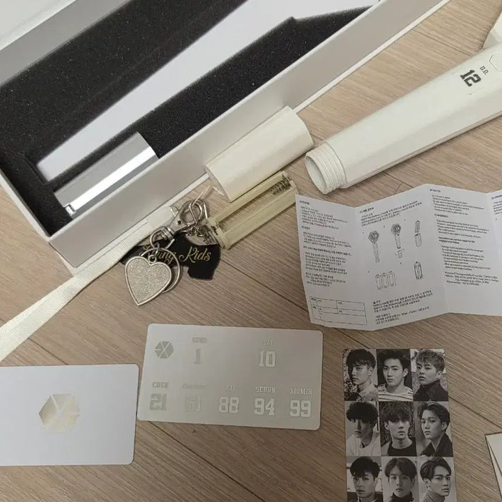 [BUNJANG] EXO Official Lightstick (EXO-L Bong) / 엑소 에리디봉 판매합니다!
