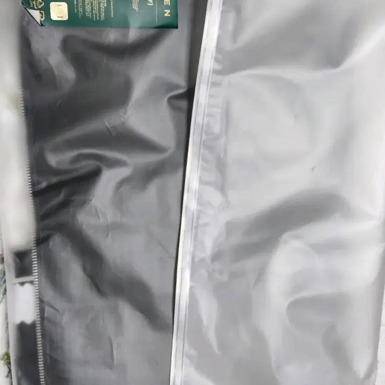 [BUNJANG] BTS Jungkook Bag Photocard Included / BTS 방탄 정국 가방(포카포함)
