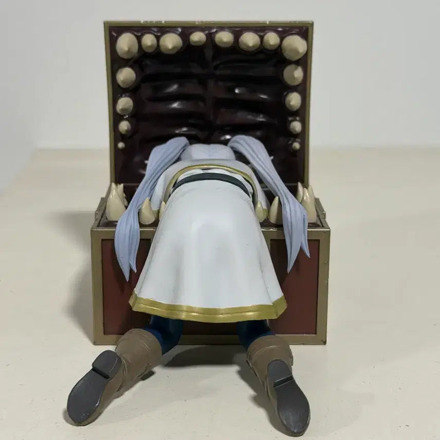 [BUNJANG] Frieren Luminista Mimic Figure / 프리렌 루미니스타 미믹 피규어