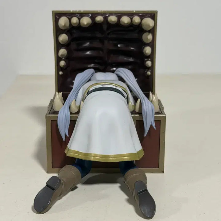 [BUNJANG] Frieren Luminista Mimic Figure / 프리렌 루미니스타 미믹 피규어