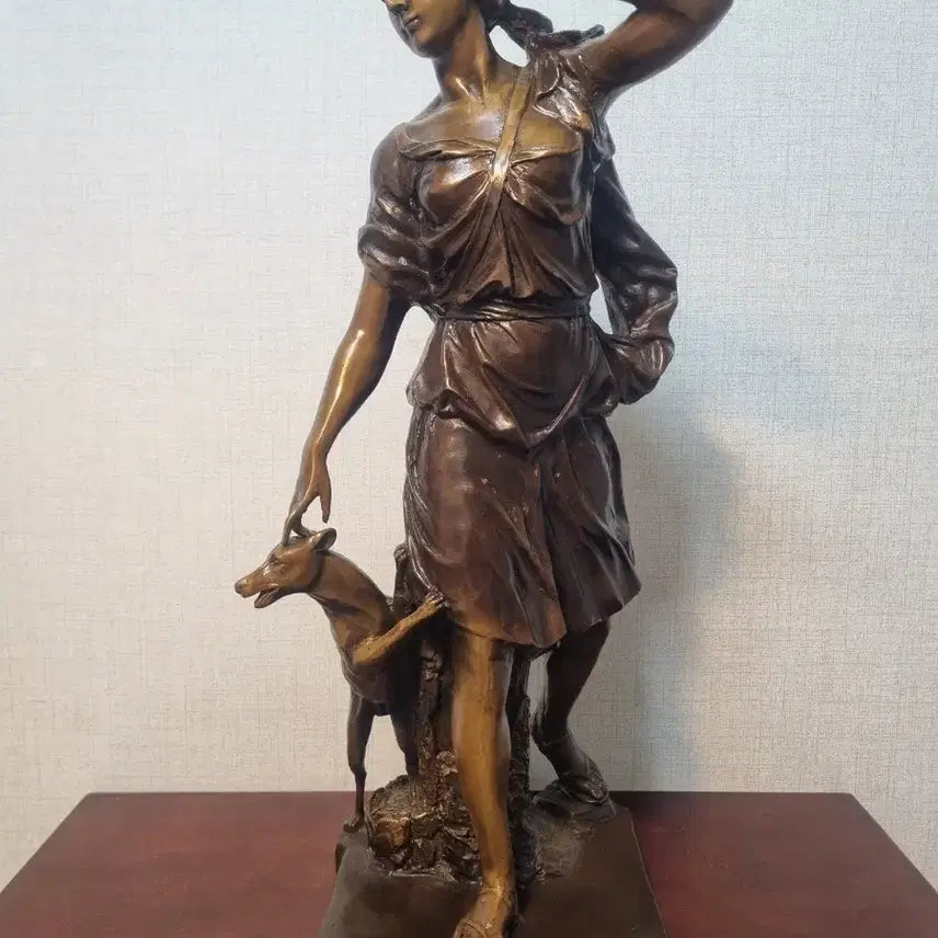 [BUNJANG] Bronze Diana Goddess of the Hunt Statue - 58cm Height / [동 브론즈 작품]  사냥의 여신 다이아나 - 높이 58cm