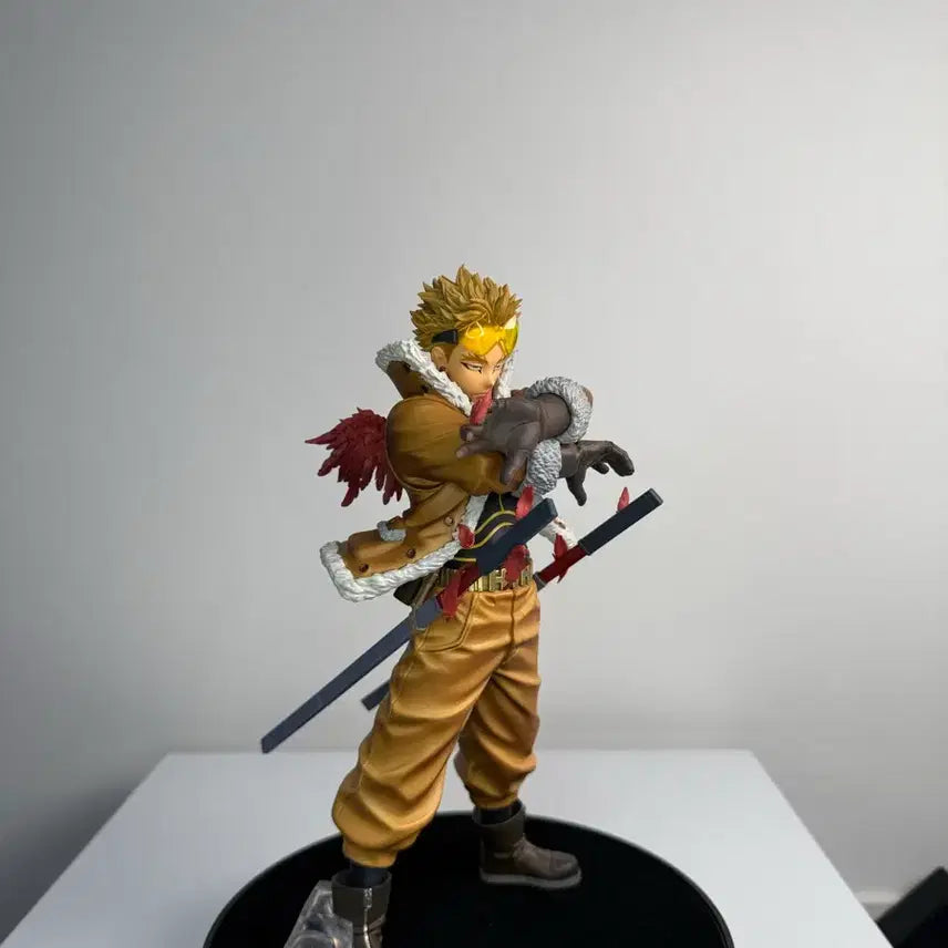 [BUNJANG] Ichiban Kuji My Hero Academia Hawks D Prize Figure / 제일복권 나히아 방어하는힘 호크스 D상