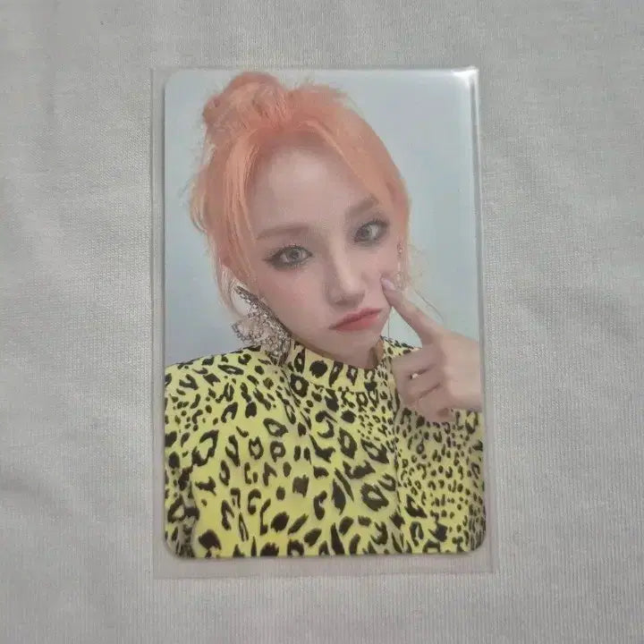 [BUNJANG] (G)I-DLE Yuqi Nude KETAPO Photocard / 여자아이들 누드 케타포 우기 포카