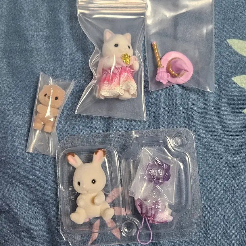 [BUNJANG] Sylvanian Families Blind Pack Bundle Set (Fairy Tale Cat, Otter, Rabbit) / 일괄 2.0실바니안 블라인드팩 패밀리 동화나라 고양이.수달.토끼