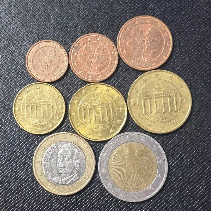 [BUNJANG] European Union Euro Coin Set (8 denominations, 1 Cent to 2 Euro) / 유럽 유로 동전 8종 줄세우기 (1센트부터 2유로까지)