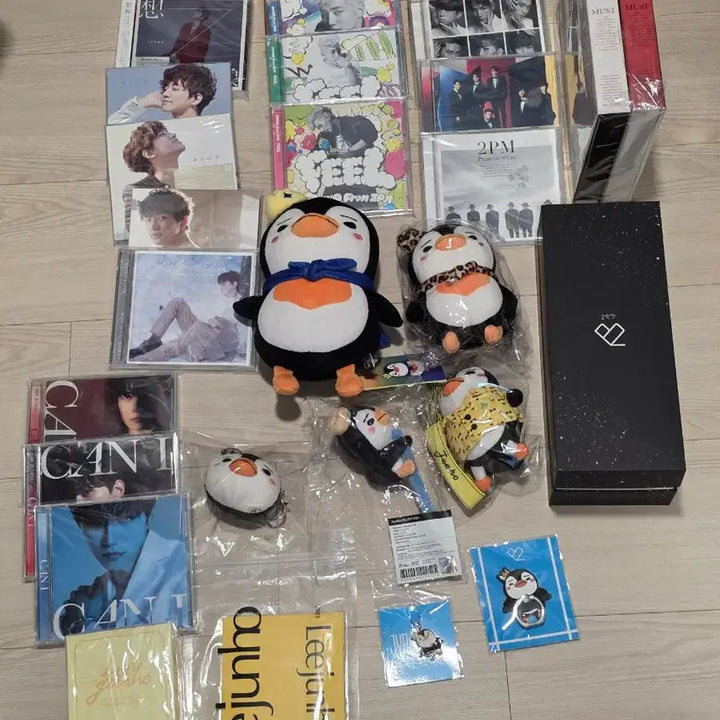 [BUNJANG] 2PM Junho Album Penguin Goods Bundle / 2pm 이준호 앨범 펭펭이 굿즈