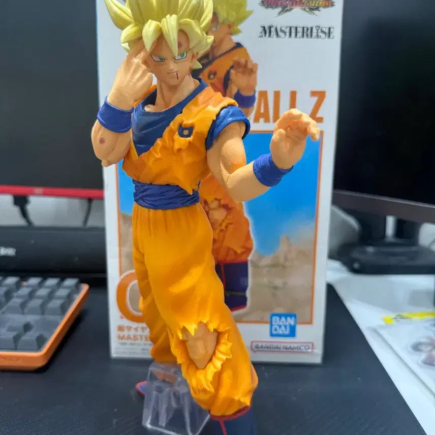 [BUNJANG] Dragon Ball Figure Bundle Set: Super Saiyan Goku &amp; Explosive Cell (Lawin) / [개봉양품] 드래곤볼 순간이동 c상 손오공 폭발셀 라원 일괄
