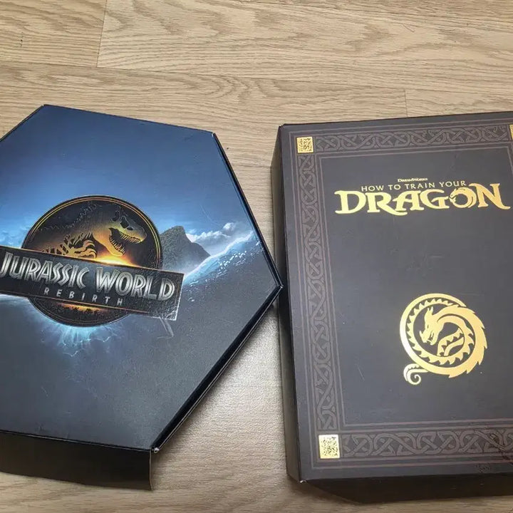 [BUNJANG] Jurassic World Dragon Master Badge Bundle / 쥬라기월드.드래곤길들이기 뱃지 일괄로 판매합니다