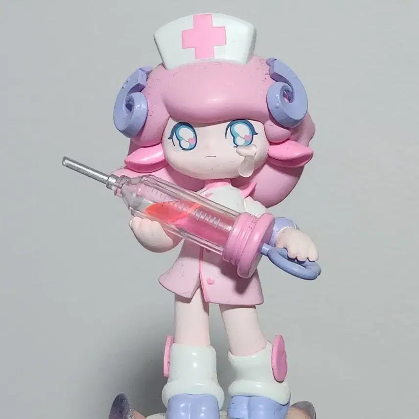 [BUNJANG] Pop Mart Azura Animal Sheep Nurse Figure / 팝마트 아주라 애니멀 양 간호사 피규어 판매 pop mart azura animal sheep nurse