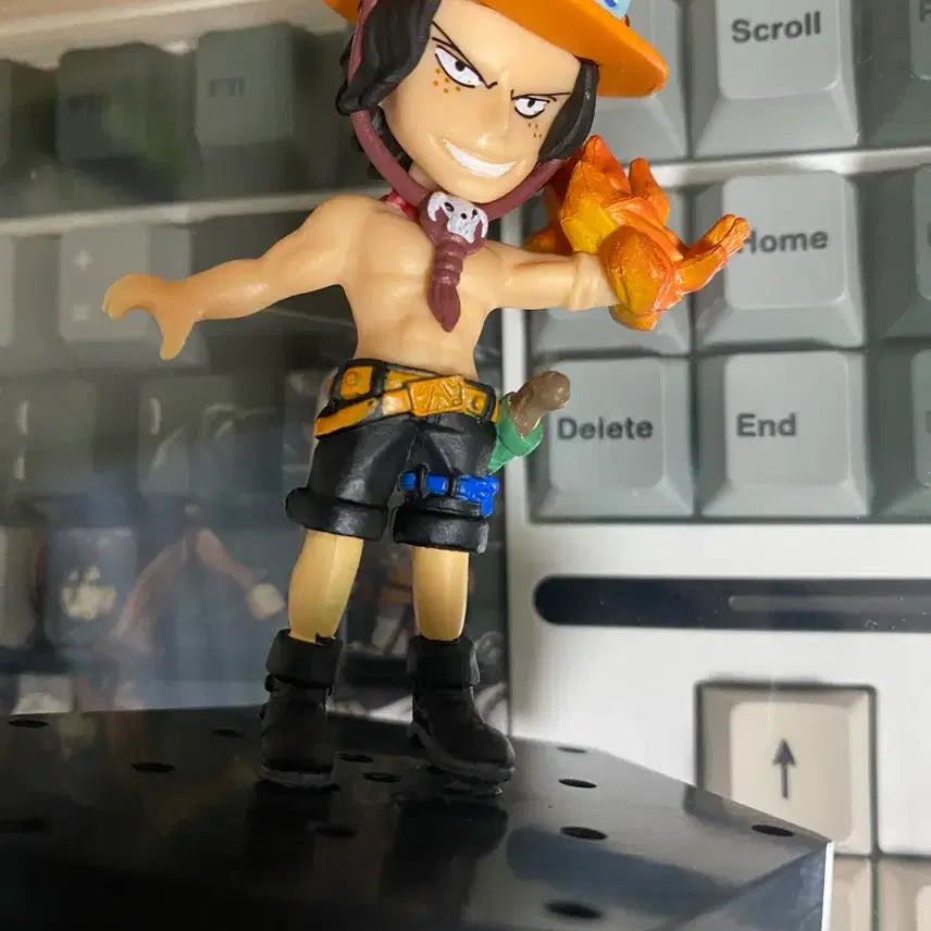 [BUNJANG] One Piece Portgas D. Ace Figure / 원피스 에이스 피규어 팝니다