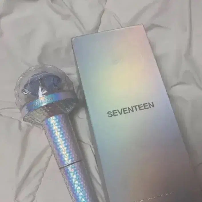 [BUNJANG] SEVENTEEN New Light Stick / 세븐틴 뉴럿봉 판매합니다