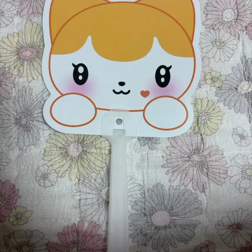 [BUNJANG] IVE Minive Pop-up Lucky Draw Liz Cheese Fan / 아이브 미니브 팝업 특전 치즈 부채 리즈