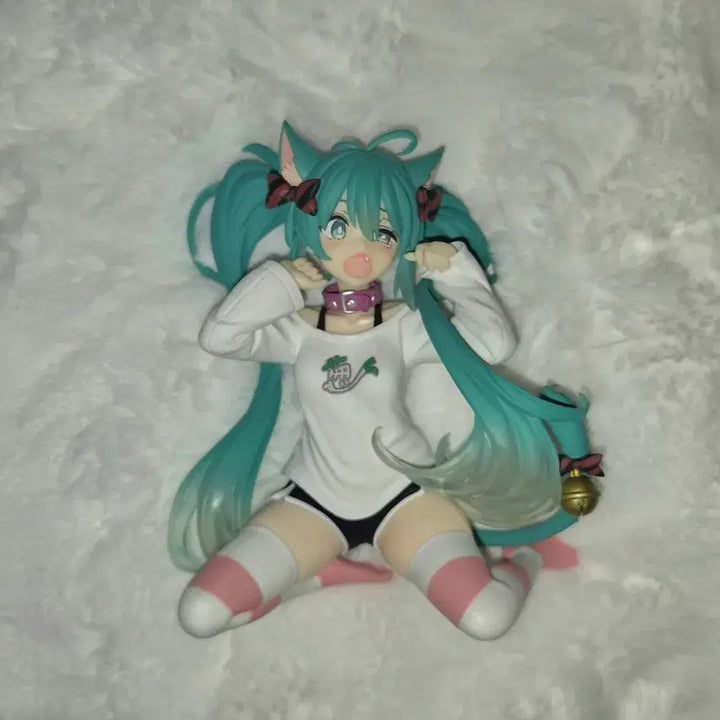 [BUNJANG] Taito Hatsune Miku Desktop Cute Nekomimi Shirt Figure / 타이토 하츠네 미쿠 데스크탑 큐트 네코미미 셔츠 피규어
