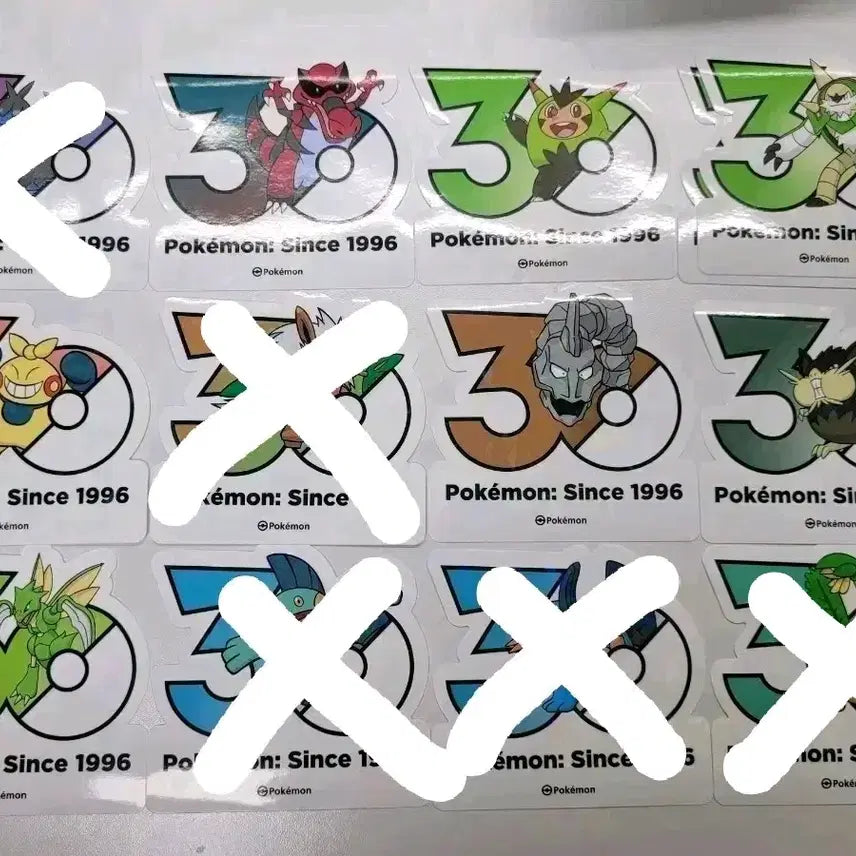 [BUNJANG] Pokemon 30th Anniversary Logo Stickers Set / (원가판매/교환) 포켓몬 30주년 로고 스티커 누니머기 브이젤 차데스 나목령 지가르데 캐터피 알로라 모래두지 로토무 타만타 찌르꼬 푸크린 유크시 설운 캐스퐁 꼬지지 레오꼬 레지락