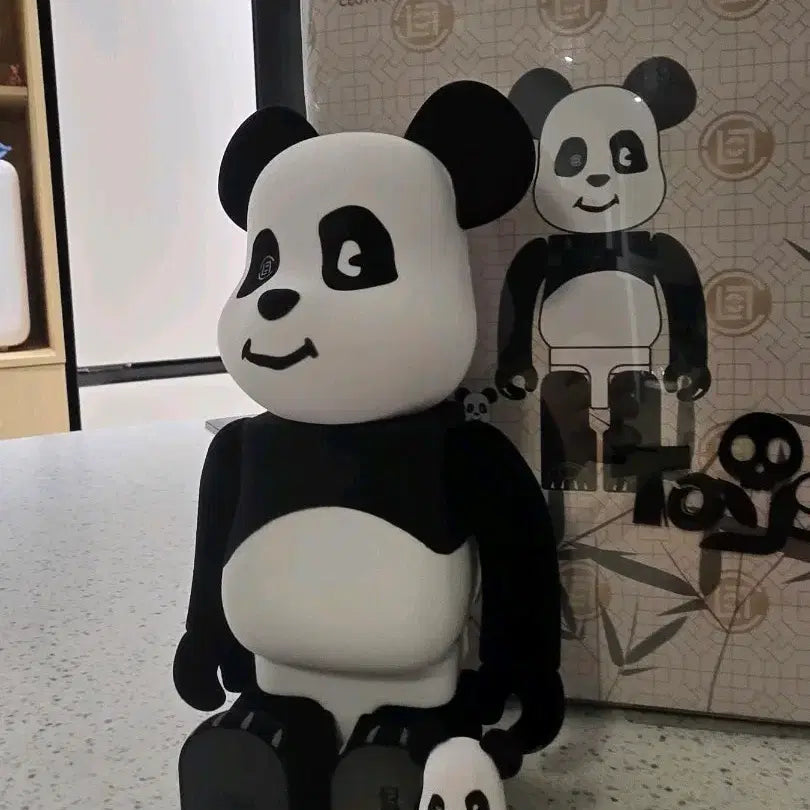 [BUNJANG] Bearbrick CLOT Panda 100% &amp; 400% Set / 베어브릭 CLOT 판다 100% &amp; 400% 클랏판다