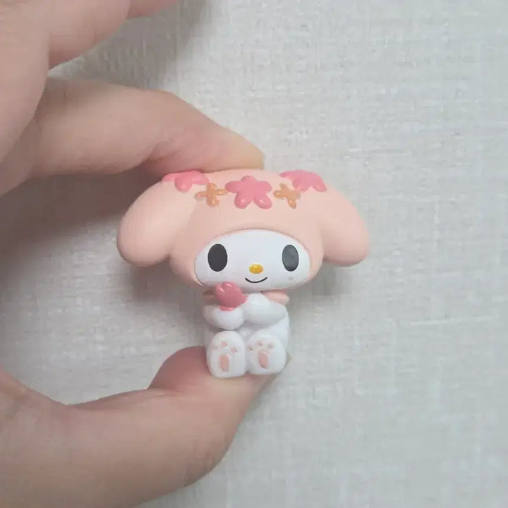 [BUNJANG] Sanrio My Melody Flower Crown Mini Figure / 산리오 마이멜로디 꽃관 미니 피규어