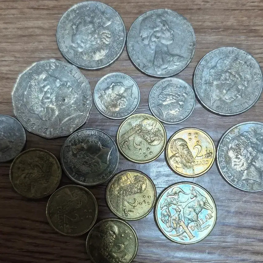 [BUNJANG] Australian Coin Collection - 16 Pieces with Rainbow Tones / 호주  주화   다소 무지개 색상  모음. 16개