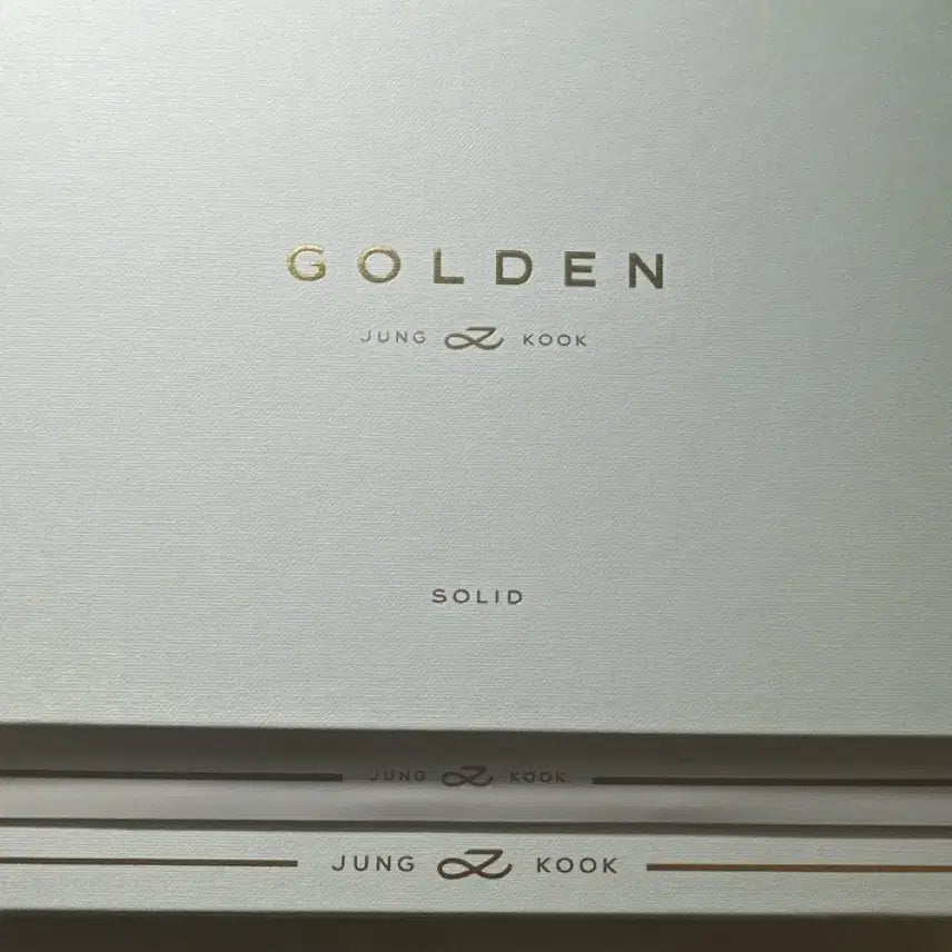 [BUNJANG] Jungkook GOLDEN Album (Solide Ver.) Photocard Included / *포카포함*정국 GOLDEN 앨범(solide ver)