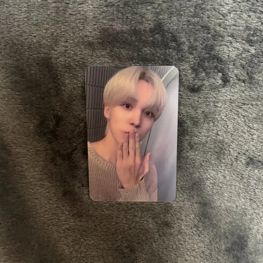 [BUNJANG] ATEEZ Yunho Jump Up Choo Lenticular Golden Hour : Part.5 Photocard / 에이티즈 윤호 점프업 츄 렌티큘러 골든아워5