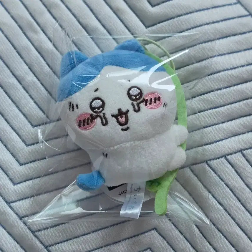 [BUNJANG] Chiikawa Hachiware Crane Game Plush / 치이카와 크레인 인형 하치와레