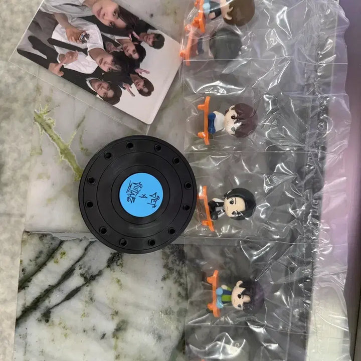 [BUNJANG] RIIZE Pop Mart Memorable Fixes Figure Secret (Sealed) / 라이즈 팝마트 메모러블 픽스 피규어 시크릿 새제품