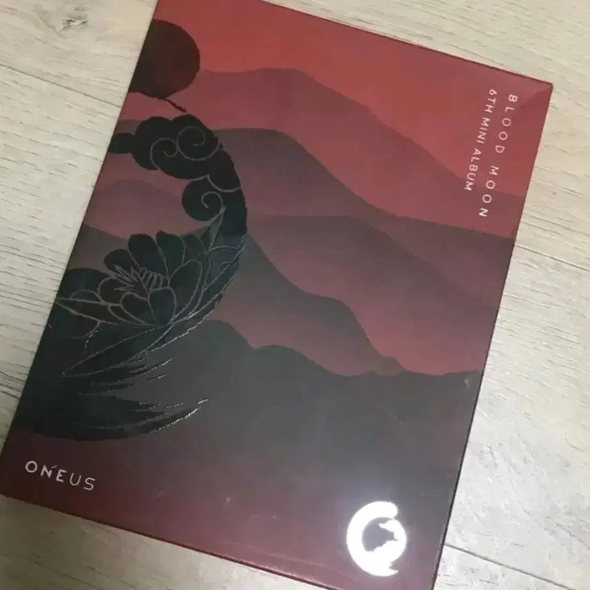[BUNJANG] ONEUS Blood Moon Album / 원어스 블러드문 앨범