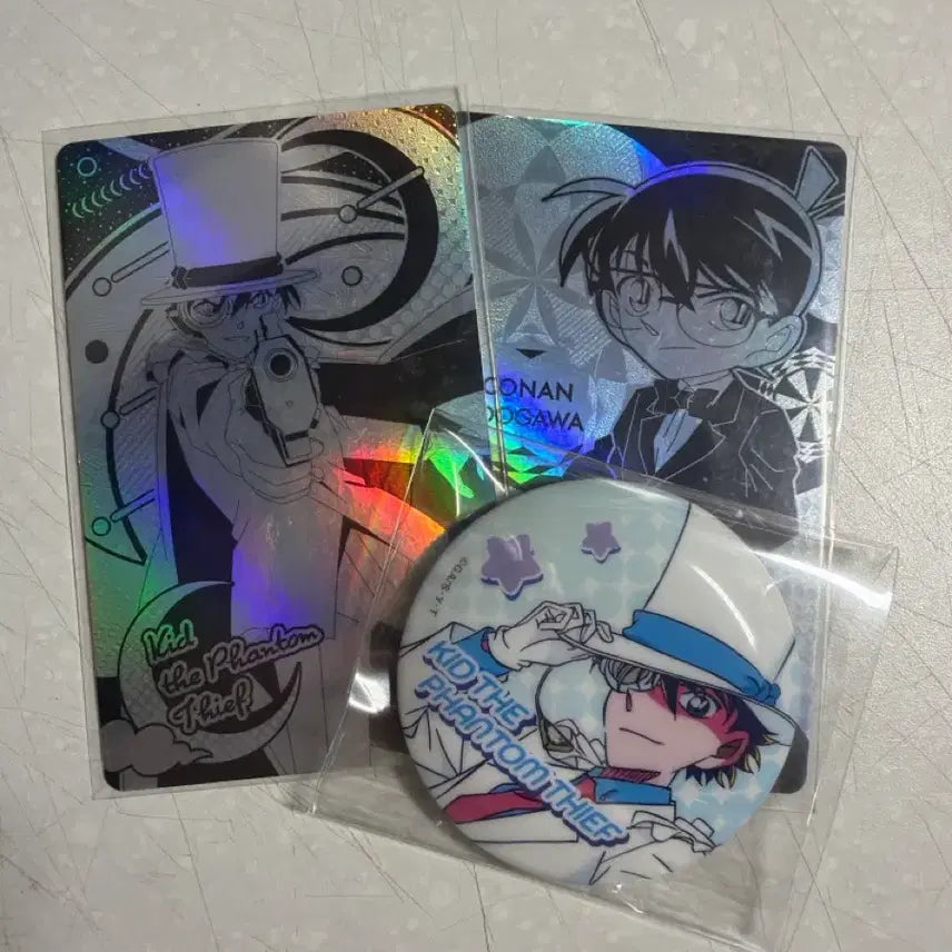 [BUNJANG] Detective Conan Hologram Card and Can Badge Bundle Set / 명탐정 코난 홀로그램 카드 캔뱃지(일괄판매)