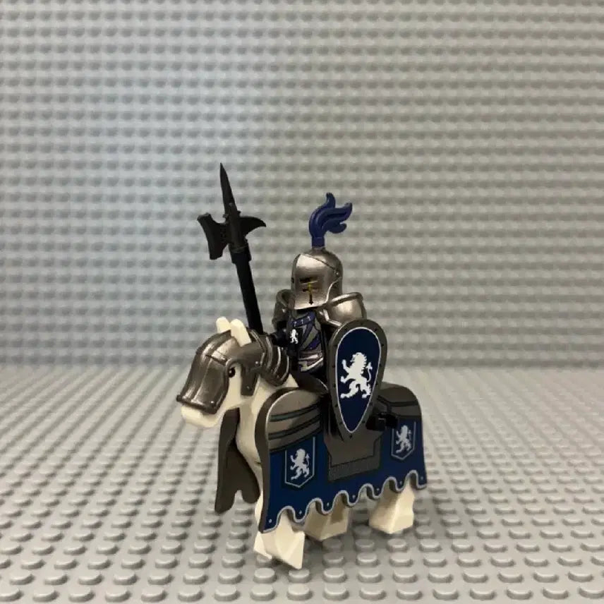 [BUNJANG] LEGO Smilebrick Castle Valbuta Version 2 + Horse Binding Set / 레고 스마일브릭 캐슬 발부타 버전 2 + 말바딩 세트 (신형 정품말 포함)