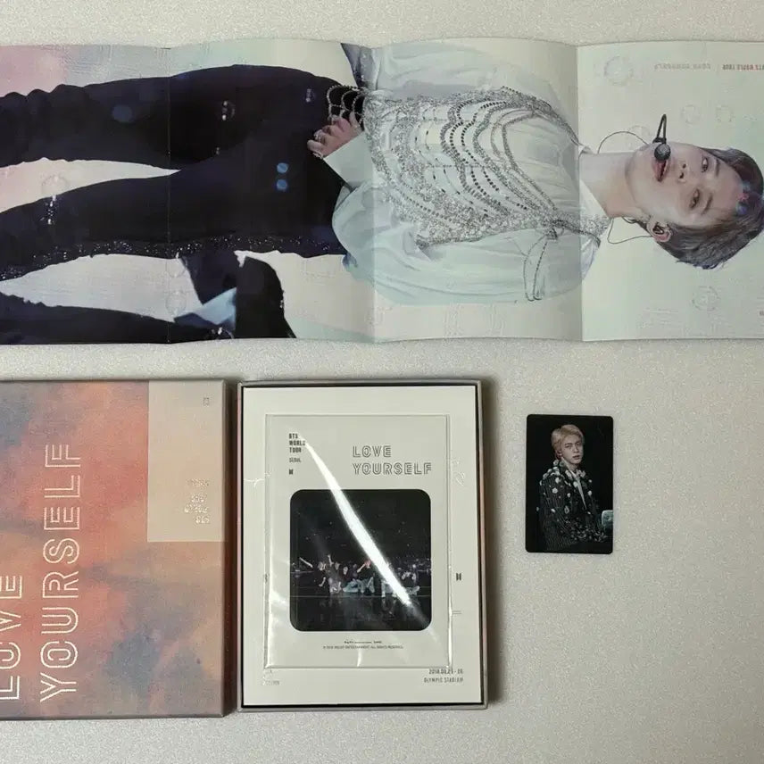 [BUNJANG] BTS LOVE YOURSELF Seoul Concert DVD Photocard Paper Slogan / 방탄소년단 LOVE YOURSELF 서울 콘 dvd 포토카드 종이슬로건