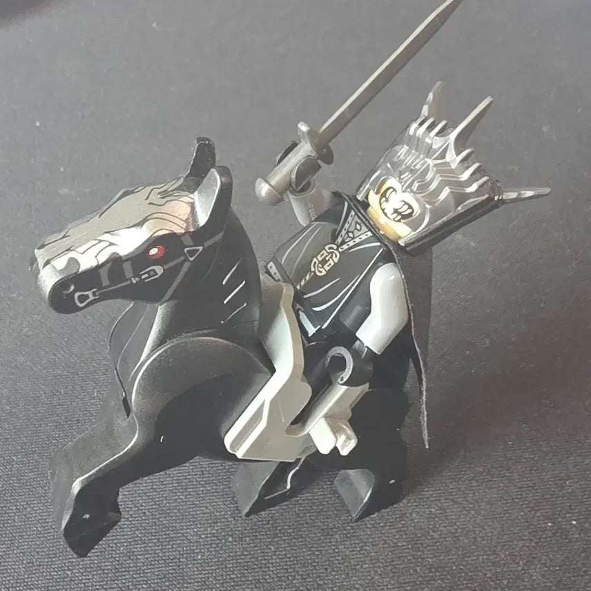 [BUNJANG] LEGO Lord of the Rings Battle of the Five Armies The Black Gate (Used) / 레고 구형 사우론의 입 + 링레이스 일괄 판매 (중고)